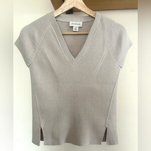 Calvin Klein Jeans Ribbed Knit Tee with Contoured Accents Size Small NWOT